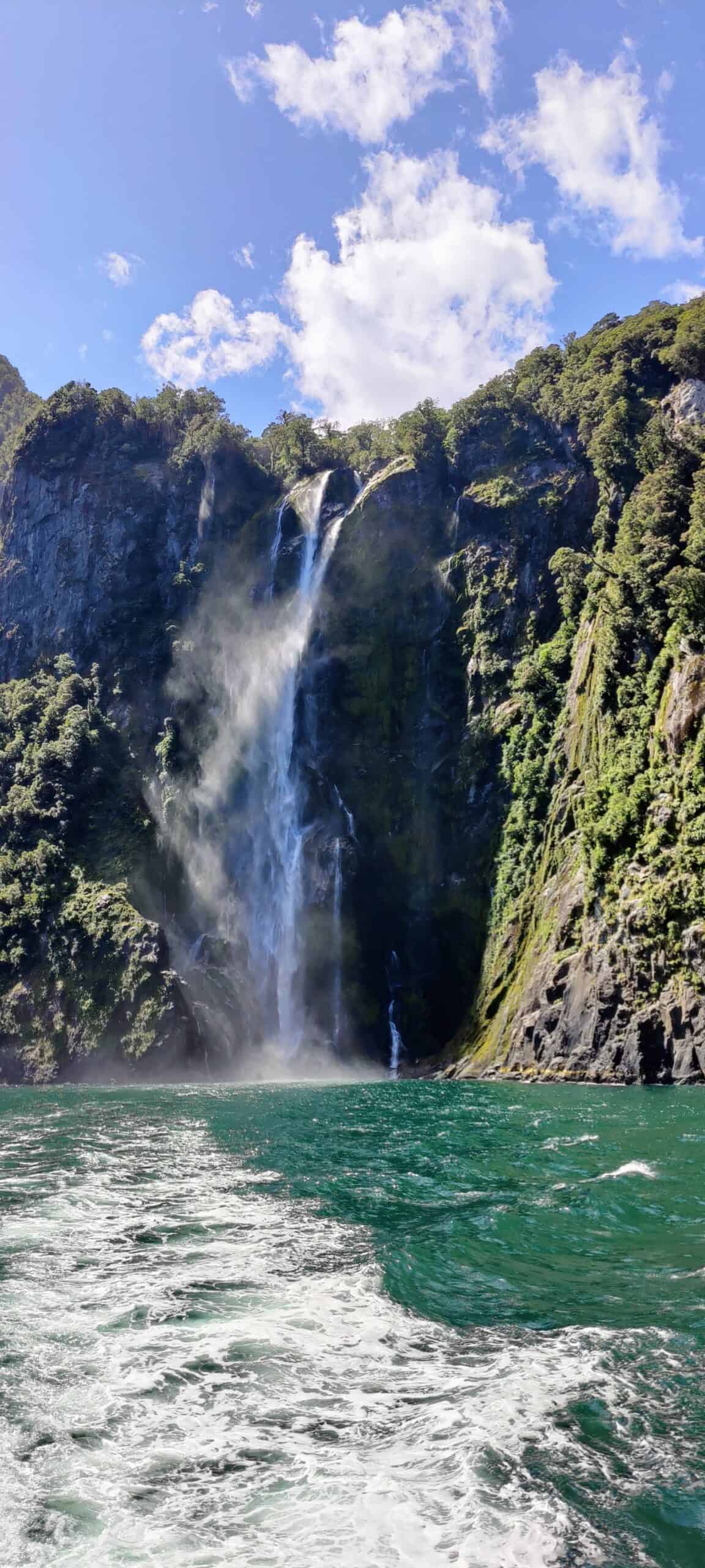 Stirling Falls - Milford Sound
